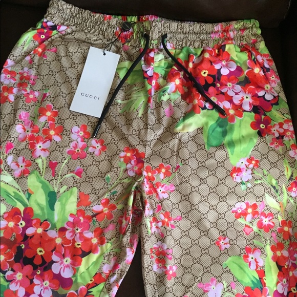 gucci floral shorts